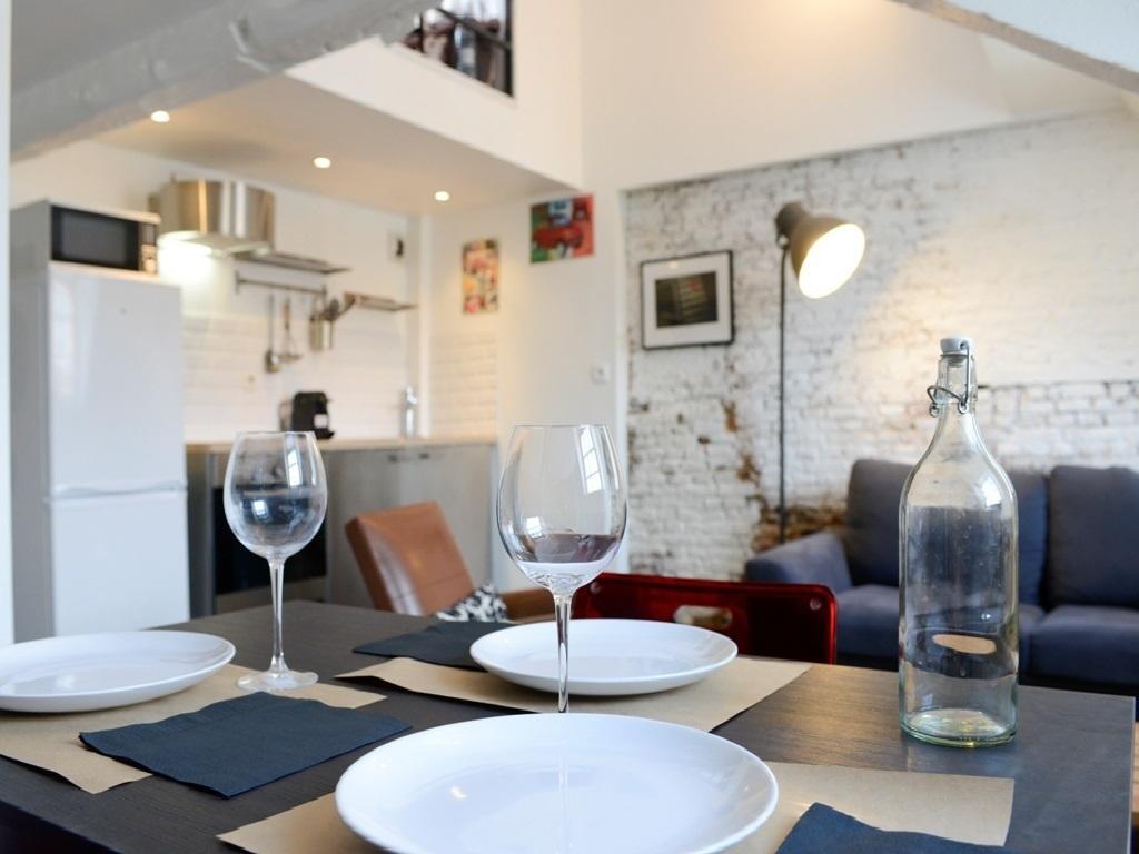 Souvenirs Vieux Lille Apartment 2 Chambres 24H24H Access Bilik gambar